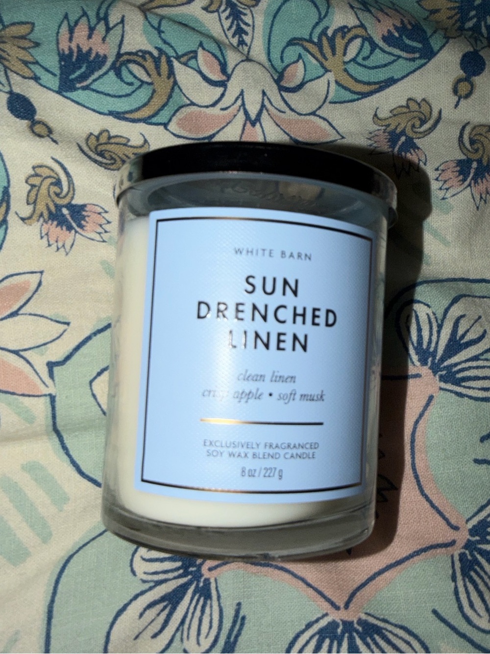 White Barn Sun Drenched Linen Scented Candle  Bath & Bodywork’s NWT